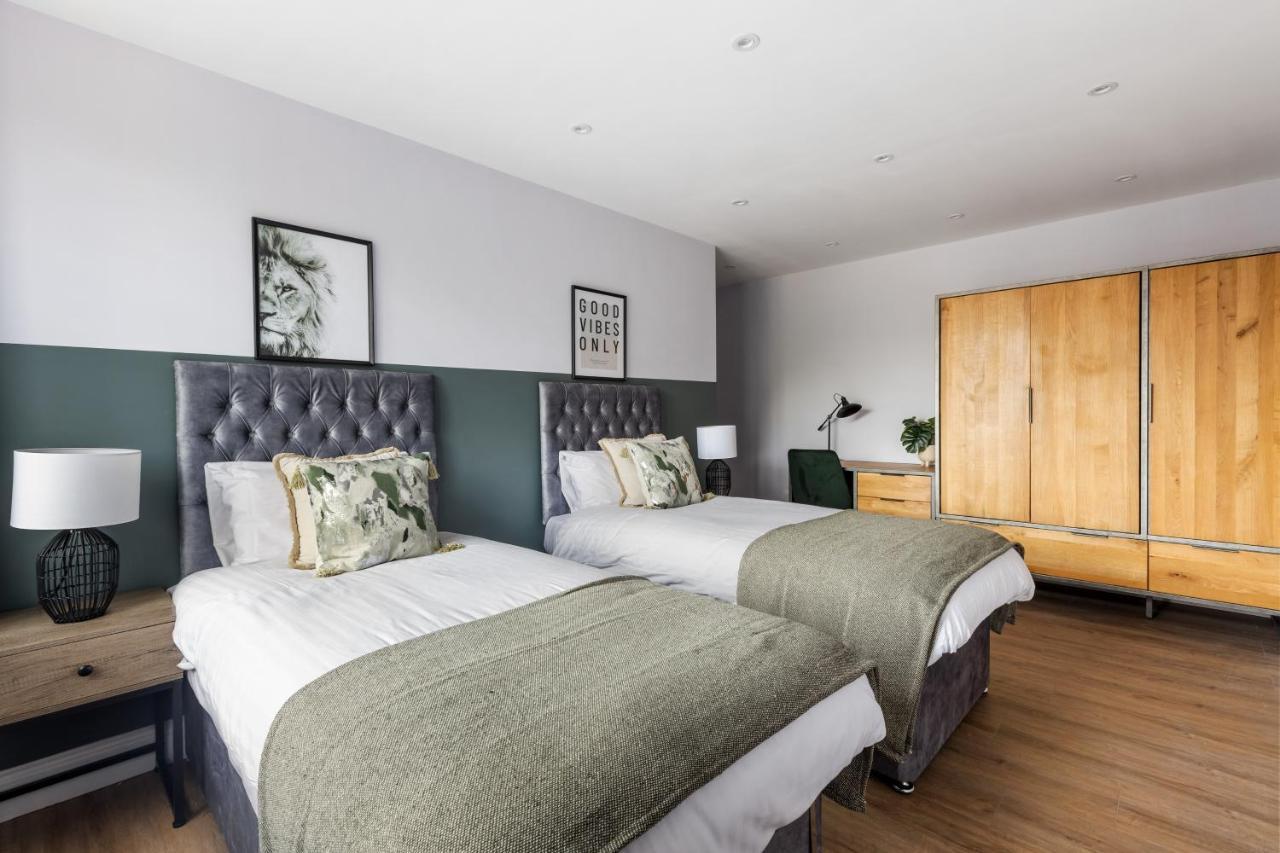 Stylish & Spacious 3 Bed Apartment With Fast Wifi, Close To Tube & Wembly London Luaran gambar