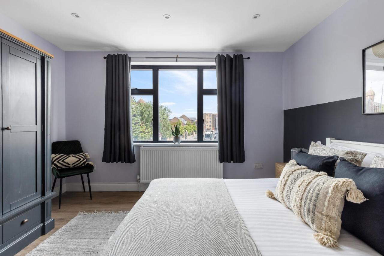 Stylish & Spacious 3 Bed Apartment With Fast Wifi, Close To Tube & Wembly London Luaran gambar